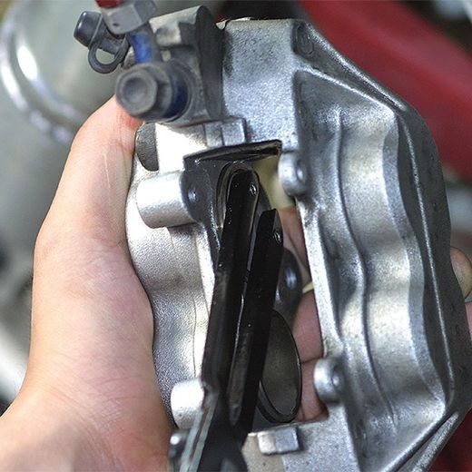 PŘÍPRAVEK PRO DEMONTÁŽ BRZDOVÉHO PÍSTKU, BIKESERVICE