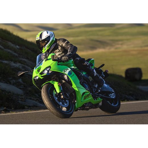 KAWASAKI NINJA ZX-6R MY26 METALLIC MATTE GRAPHENESTEEL GRAY / METALLIC SPARK BLACK / LIME GREEN