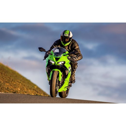 KAWASAKI NINJA ZX-6R MY26 METALLIC MATTE GRAPHENESTEEL GRAY / METALLIC SPARK BLACK / LIME GREEN