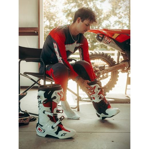 DRES SUPERTECH HITEN AFD, ALPINESTARS (TMAVĚ ŠEDÁ/ČERVENÁ FLUO/ŠEDÁ) 2027