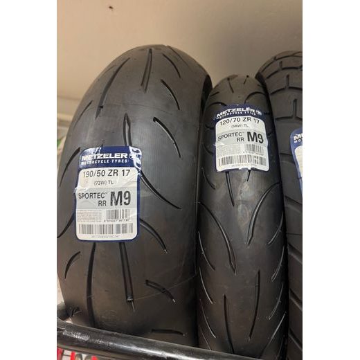 METZELER SPORTEC M9 RR 120/70 ZR17 58W PŘEDNÍ