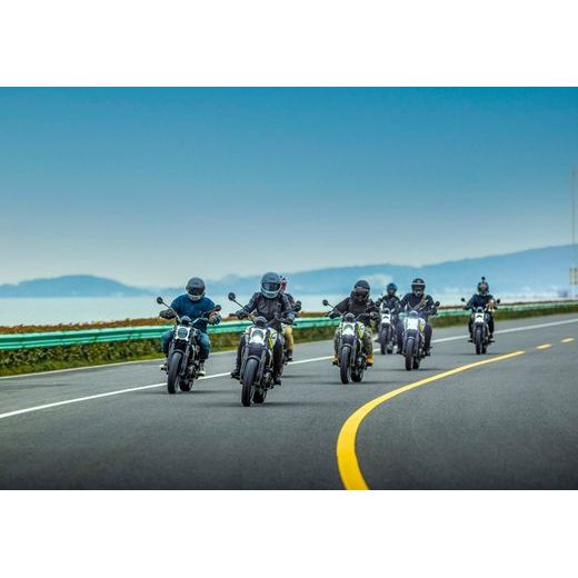 CFMOTO 300CL-X BÍLÁ