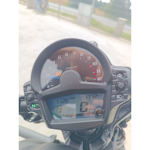 KAWASAKI VULCAN S - PŘEDVÁDĚCÍ MOTORKA