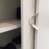 BabyDan bezpečnostní uzávěr posuv.dveří skříní Sliding Door Stop, BIO