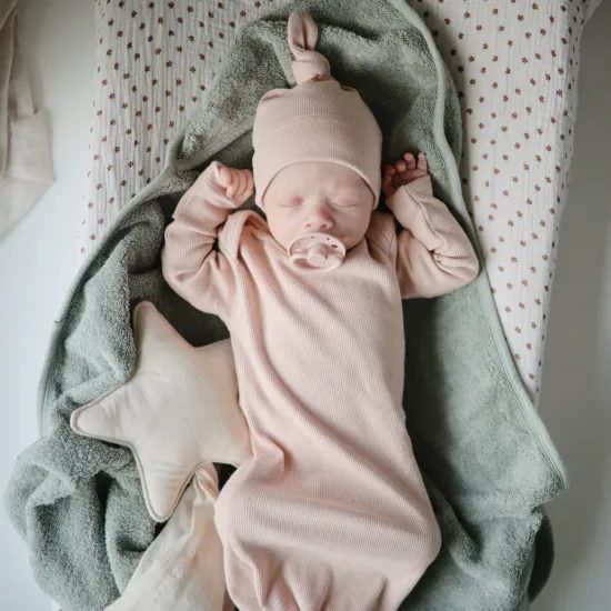 Mushie dětská osuška s kapucí z organické bavlny