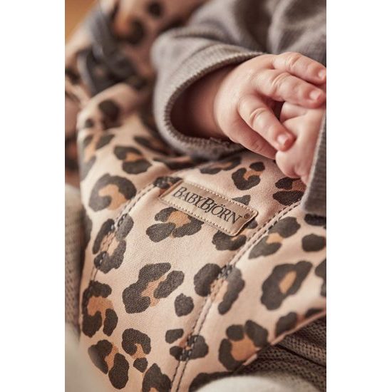 BABYBJÖRN Lehátko Bouncer Bliss Leopard print cotton