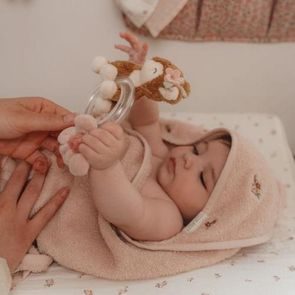 Little Dutch Chrastítko s korálky králíček Miffy Lucky Leaves