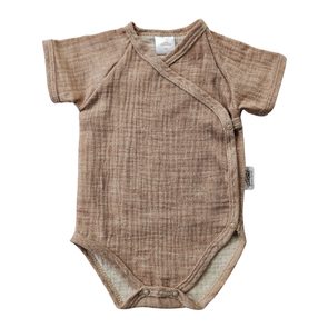 Makoma Mušelínové body zavinovací krátký rukáv HNĚDÝ MELÍR