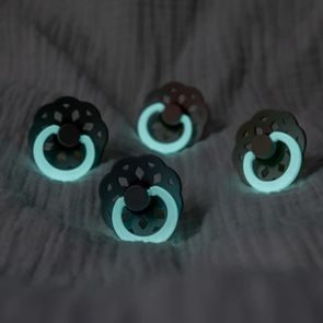 BIBS Colour Dudlíky kaučuk kulaté 6-18m 2ks Dusty pink/Elderberry