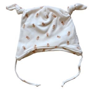 PINOKIO Čepička zavazovací Lovely Day Beige MEDVÍDCI