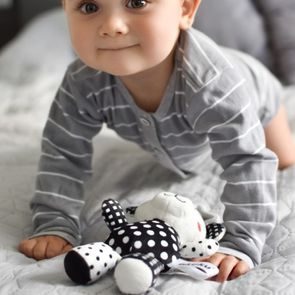 Akuku Kontrastní senzorická knížka MOŘE