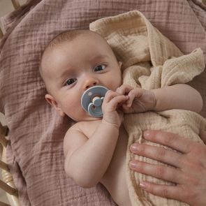 Canpol babies Dudlík kaučukový třešinka 6-18m Cute Animals MODRÝ