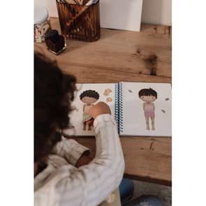 Little Dutch Kniha oblékací se samolepkami Forest Friends