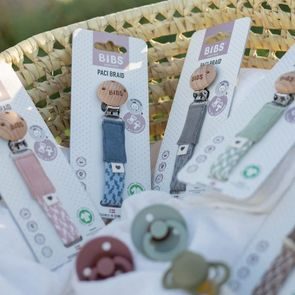 BIBS Moomin Dárkový set klip + dudlíky 6-18m Ivory/Sage