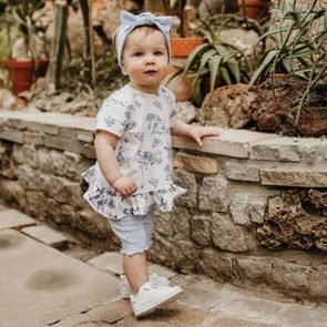 Akuku Osuška s kapucí 100x100cm HVĚZDIČKY MODRÁ