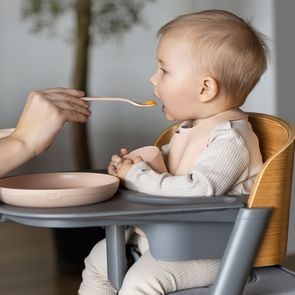 LOVI První krmící lžičky 2ks Pistachio