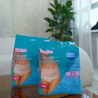 Akuku Jednorázové poporodní kalhotky Premium 5ks