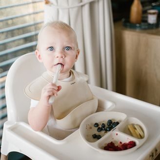 BIBS Bandana mušelínový slintáček BIO bavlna ELDERBERRY