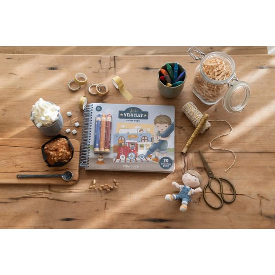 Little Dutch Omalovánky s pastelkami Jim Doprava