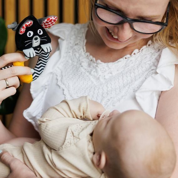 BabyOno Kontrastní chrastítko MYŠKA