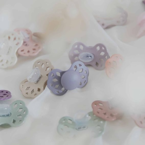 BIBS Infinity Dudlíky silikon symetrické 0-6m 2ks Baby Blue/Island Sea