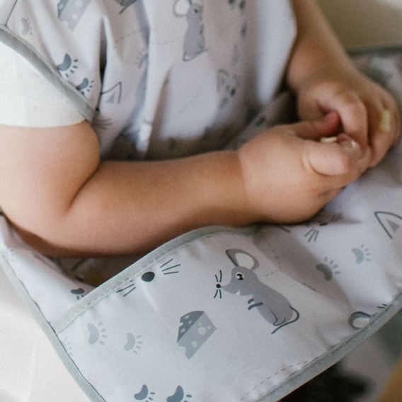 BabyOno Omyvatelný bryndák zástěrka 6m+ MYŠKA