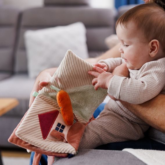 BabyOno Senzorická knížka Králíček KARO