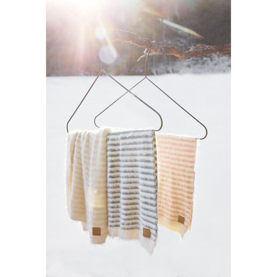 Elodie Details Pletená deka Furry Knit - Faded Rose