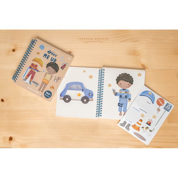 Little Dutch Kniha oblékací se samolepkami Jim & Friends