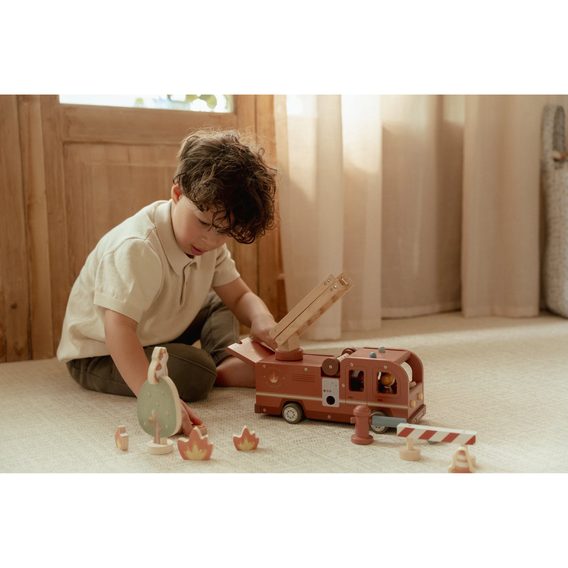 Little Dutch Hasičský náklaďák dřevěný