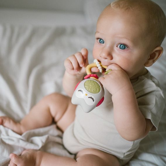 BabyOno Chrastítko SOVIČKA