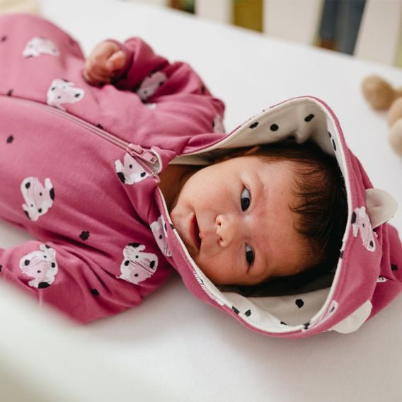 Eevi Kojenecká kombinéza overal Dogs&Spots TMAVĚ RŮŽOVÁ