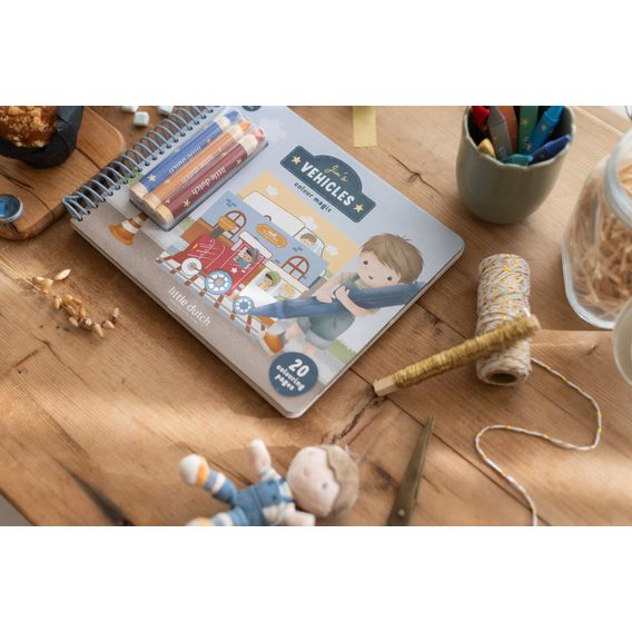 Little Dutch Omalovánky s pastelkami Jim Doprava