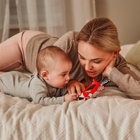 Canpol babies Kontrastní pískátko se zrcátkem SENSORY