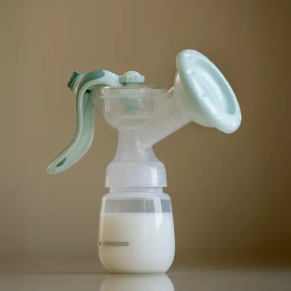 KikkaBoo Manuální odsávačka Elsie