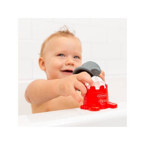 Infantino Stohovací kelímky s vodním mlýnkem