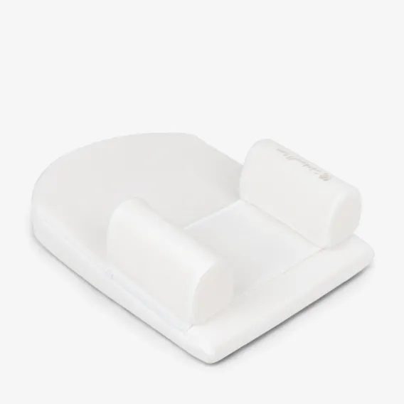 KikkaBoo Polohovací podložka z paměťové pěny klínová Airknit White