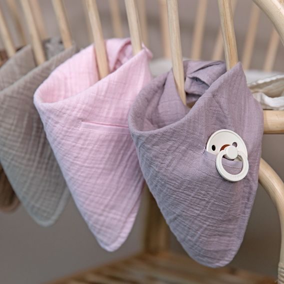 BIBS Bandana mušelínový slintáček BIO bavlna BLUSH