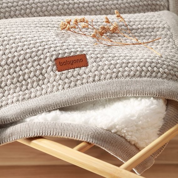 BabyOno Pletená dětská deka s beránkem ŠEDÁ
