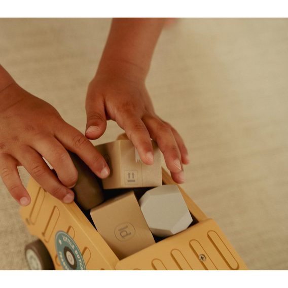 Little Dutch Náklaďák se sklápěčkou dřevěný