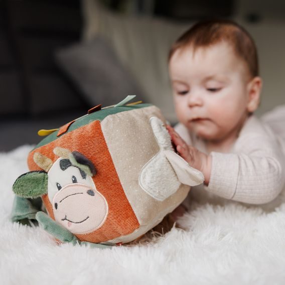 BabyOno Senzorická kostka Kravička BINGO