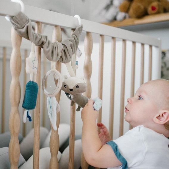 BabyOno Edukační řetěz Raccoon