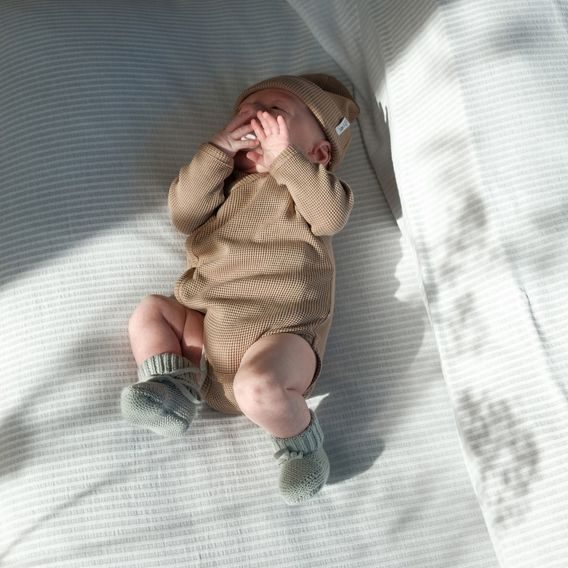 LODGER Capáčky 0-6m Slipper Knit Silk