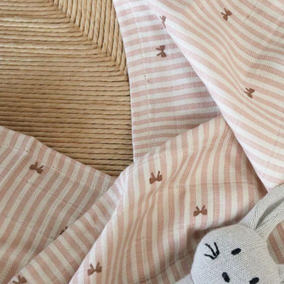 NUUROO Bambusová mušelínová zavinovací plena / osuška Stripe Bow