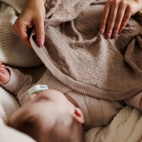 BabyOno Pletená dětská deka bambusová HNĚDÁ