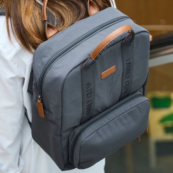 Childhome Přebalovací batoh Family Club Signature Urban Dark Grey