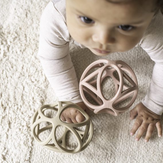 Little Dutch Senzorický silikonový míček PINK