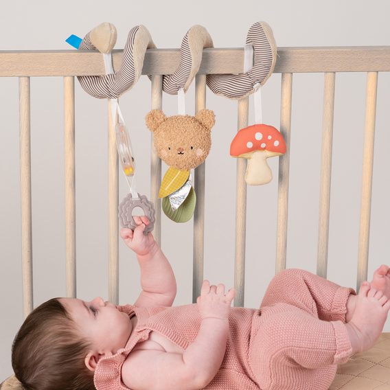 Taf Toys Spirála s medvídkem Bear Hugs