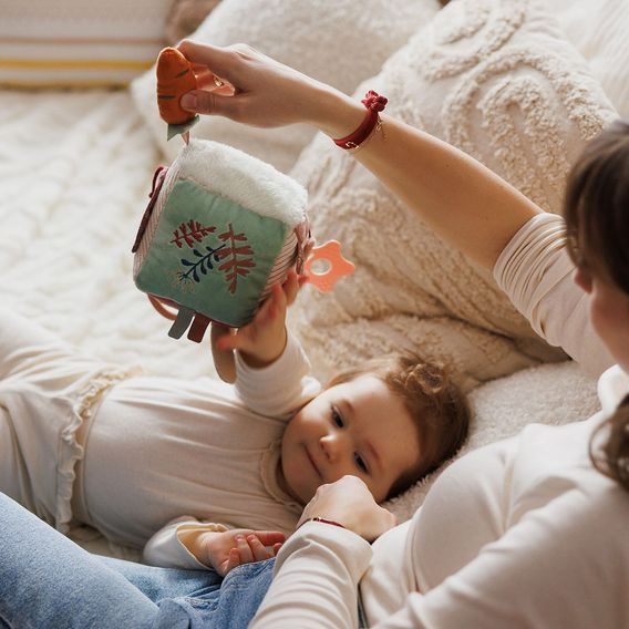 BabyOno Senzorická kostka Králíček KARO