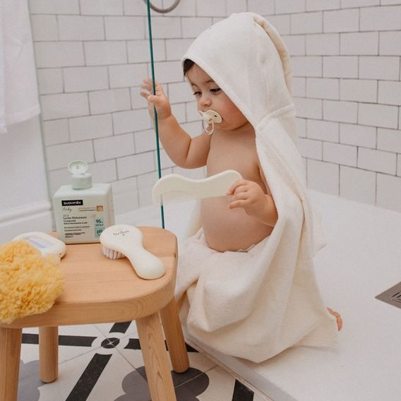 Suavinex Wild&Free hřebínek a kartáč KRÉMOVÁ